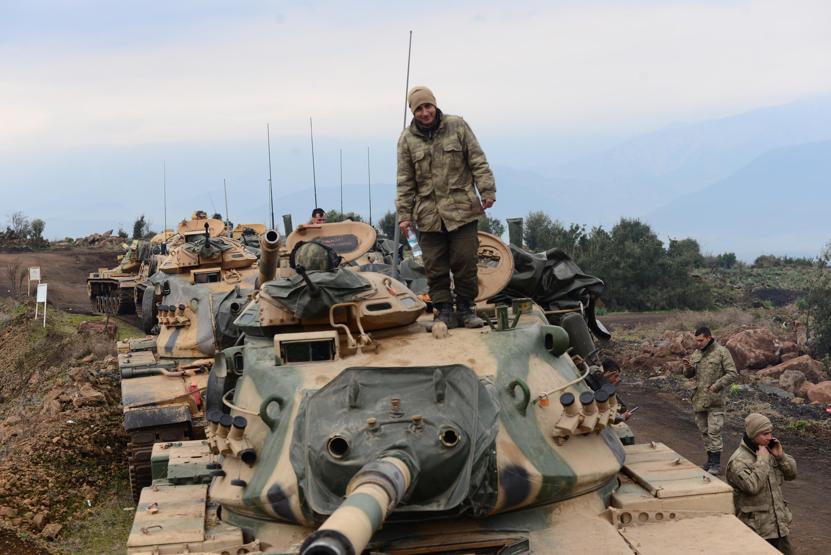 Afrine Zeytin Dalı Harekatı sürüyor, tanklar Suriyeye girdi