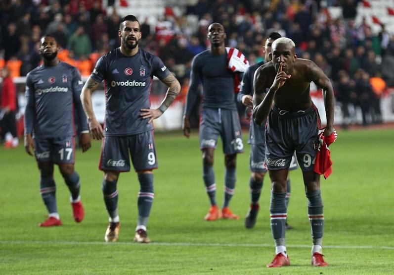 Rıdvan Dilmenden tepki: Berbat maç yönetti