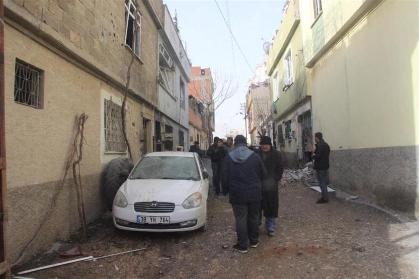 YPGnin Kilise attığı roketlerin tahribatı gün ağarınca ortaya çıktı