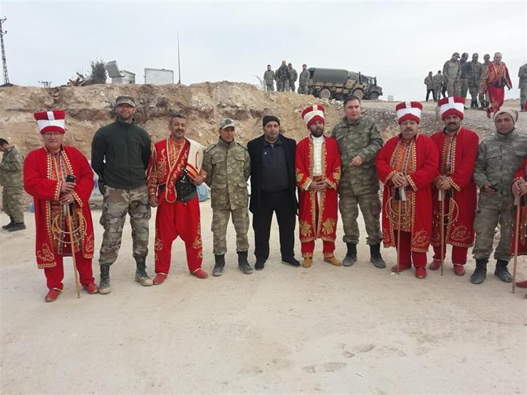 Mehter takımından askerlere moral konseri