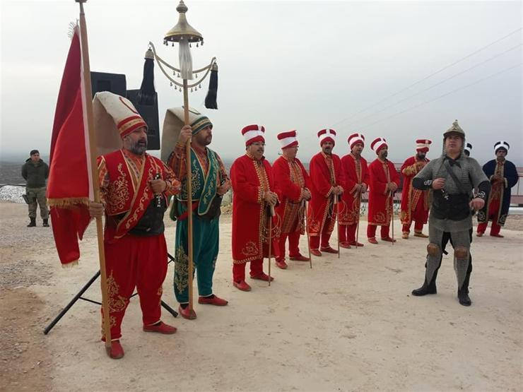 Mehter takımından askerlere moral konseri