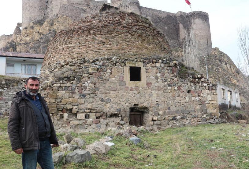 Tarihi hamam çürümeye terk edildi