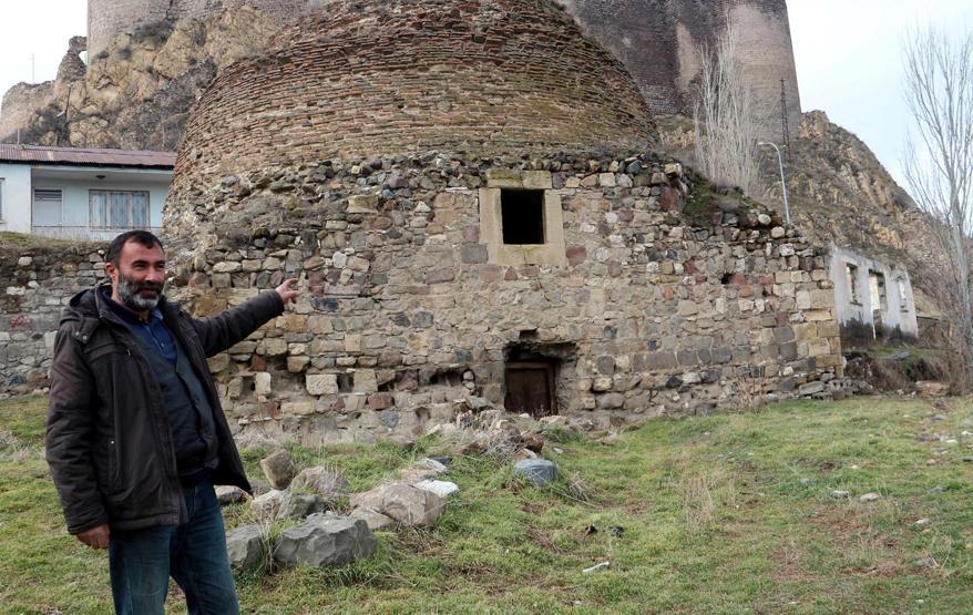 Tarihi hamam çürümeye terk edildi