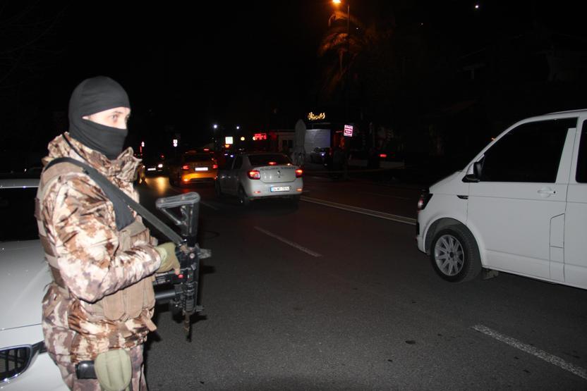 Ortaköyde gece kulübüne silahlı saldırı