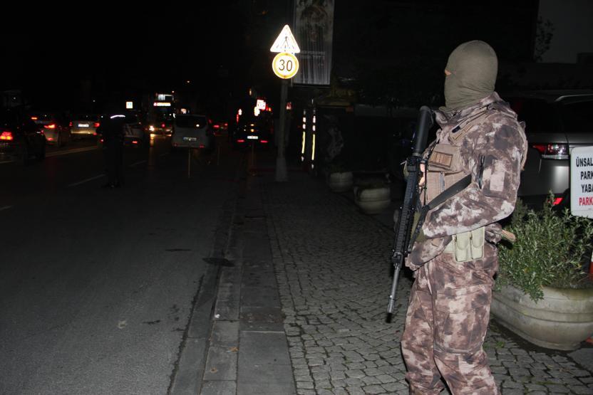 Ortaköyde gece kulübüne silahlı saldırı