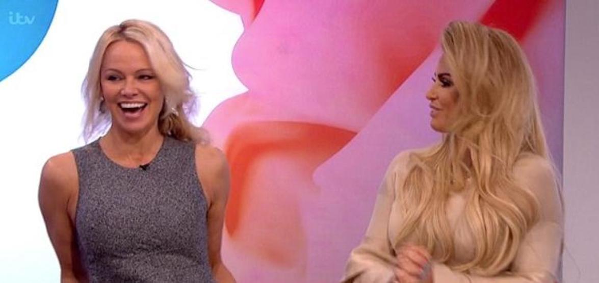 Pamela Anderson ülkesini terk etti