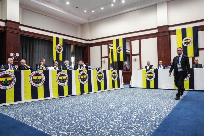 Fenerbahçe Divan Kurulu toplantısını değerlendiren Dilmen: Ben konuşurursam...
