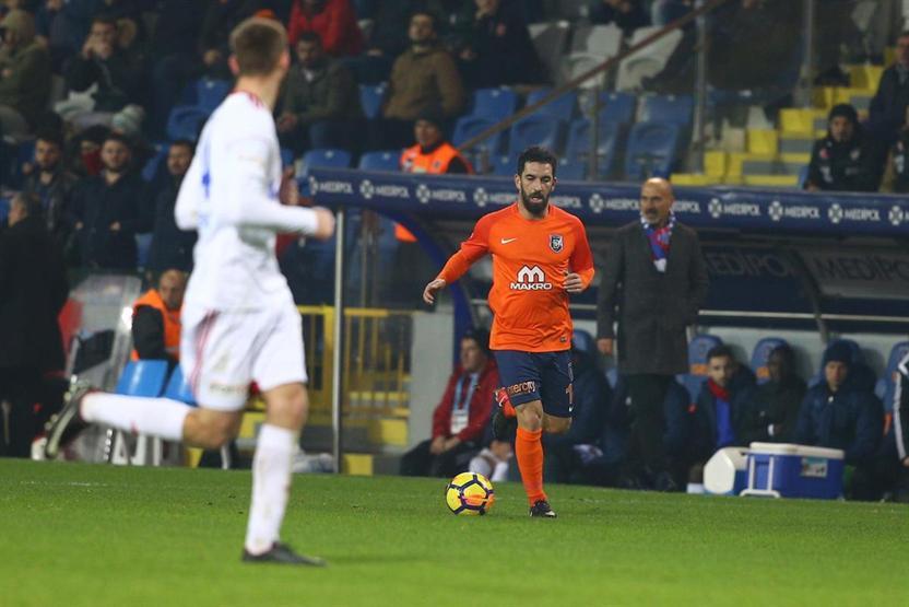 Okan Turanın atkısı tepki çekti