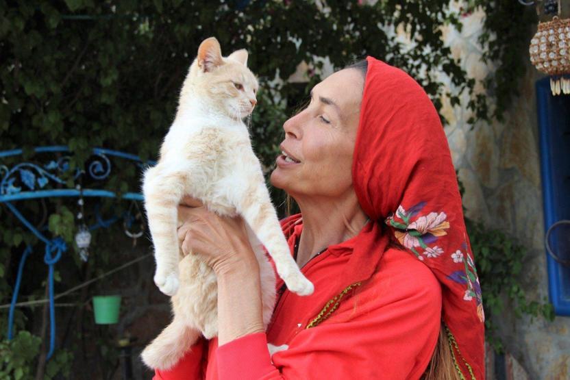 Bir zamanların ünlü mankeni Bilun Dohmen, şimdi koyun otlatıyor