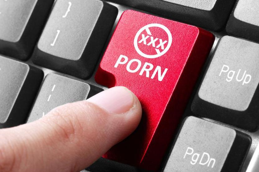 Sosyal medya kullanıcılarına porno film tuzağı