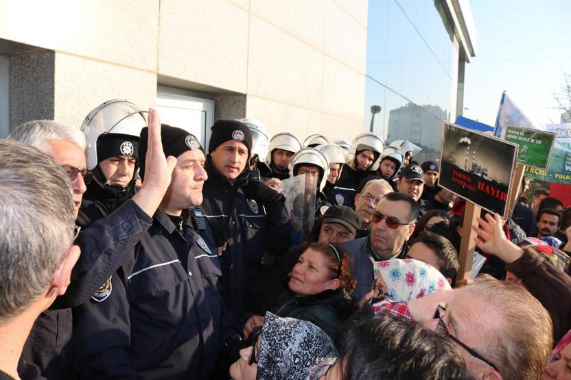 Tekirdağda termik santral ÇED bilgilendirme toplantısında arbede
