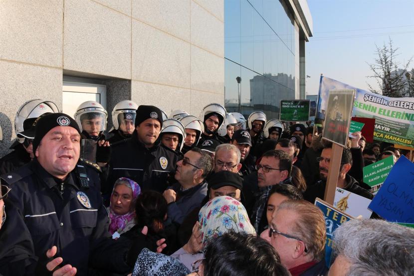 Tekirdağda termik santral ÇED bilgilendirme toplantısında arbede