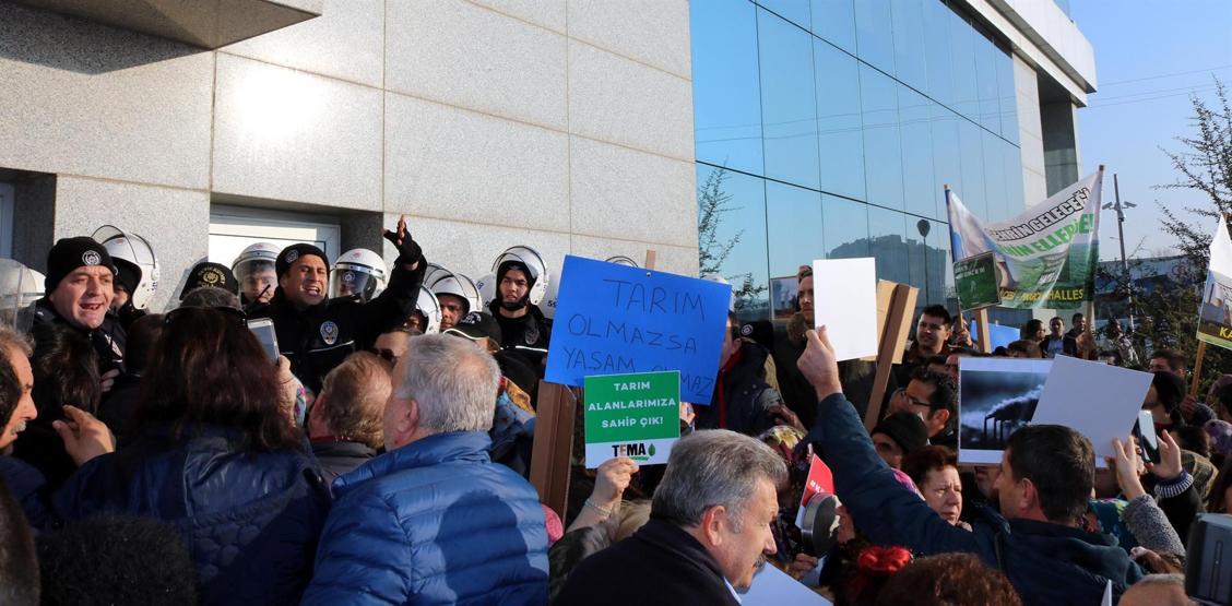 Tekirdağda termik santral ÇED bilgilendirme toplantısında arbede