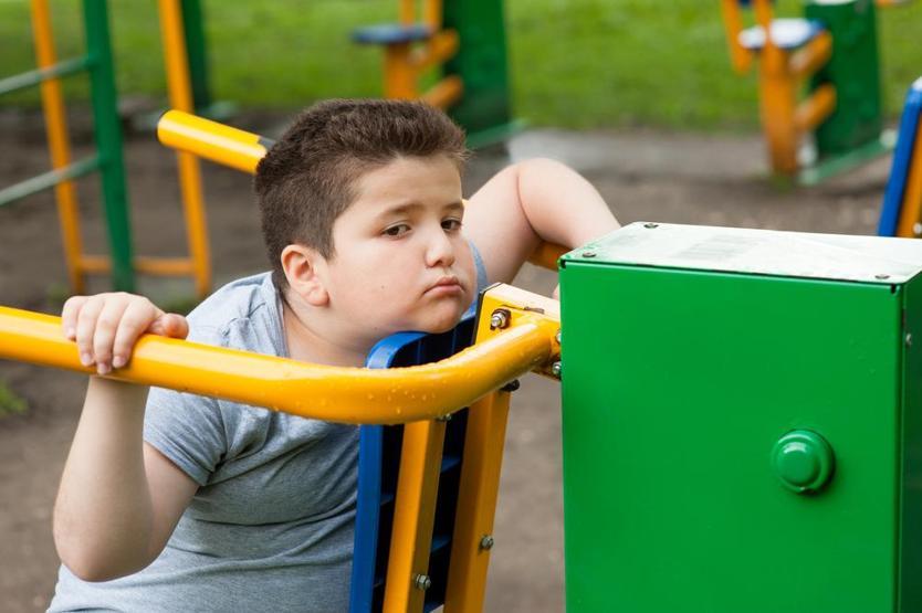 Çocukları teknoloji bağımlılığı obez yapıyor