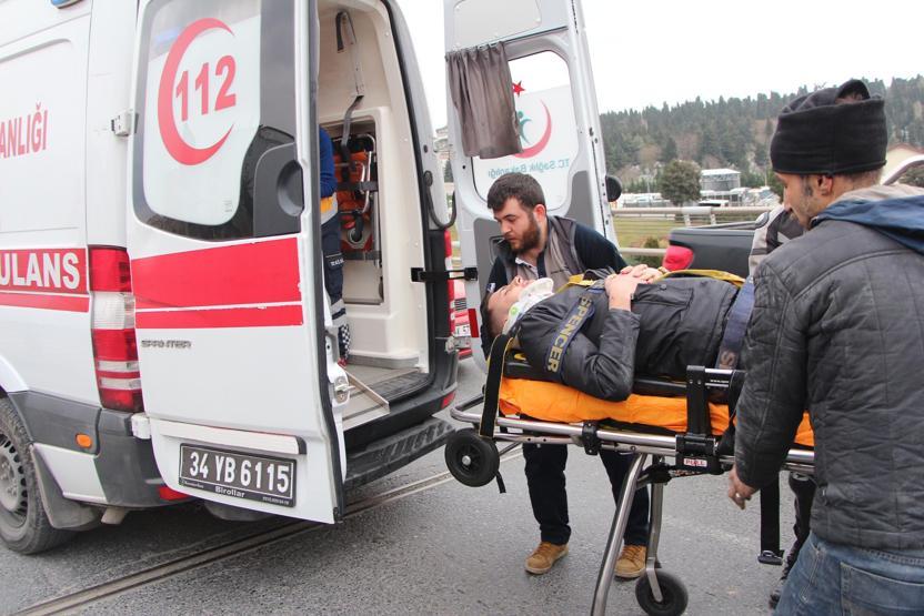Kazanın ardından kardeşine sarılıp böyle yardım bekledi