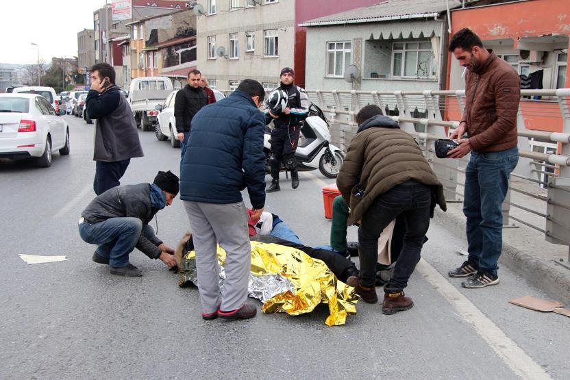 Kazanın ardından kardeşine sarılıp böyle yardım bekledi