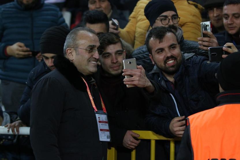 Albayrak: Hakem gitsin izlesin, bu nasıl penaltı