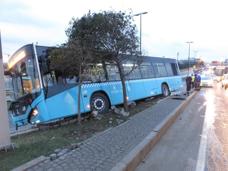 Gaz pedalı takıldı, fren patladı deniliyor ama...