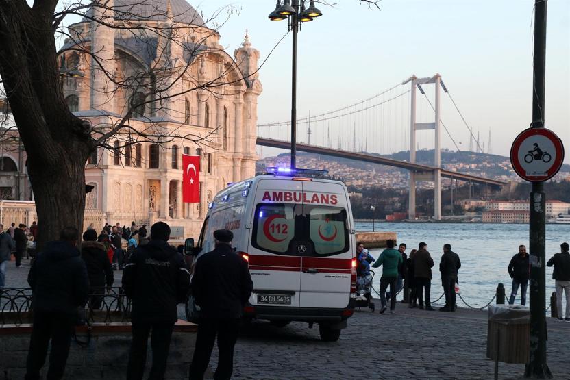 Köprüden atlayan gencin cenazesi bacakları kopmuş olarak çıkarıldı