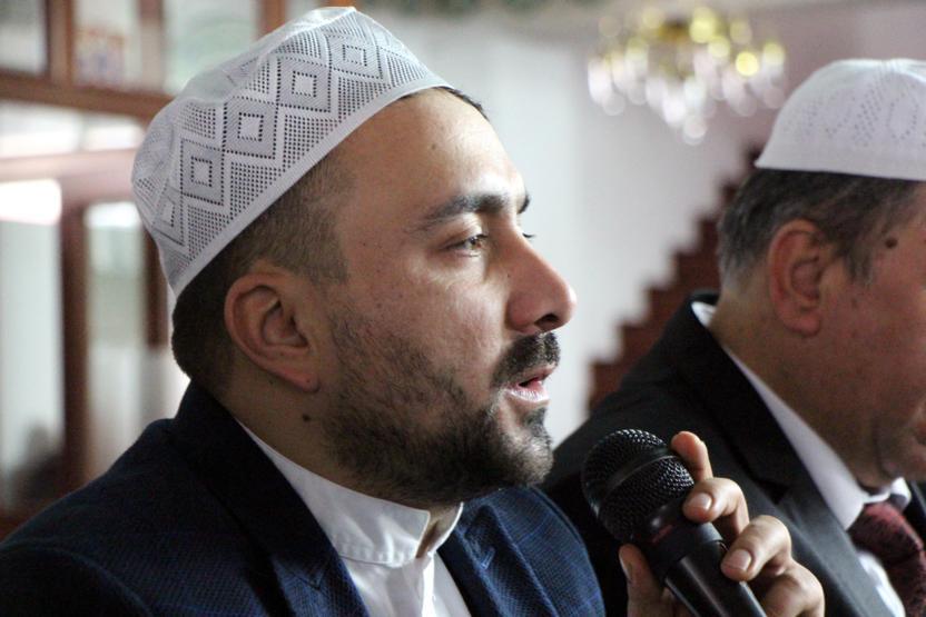 Jet İmamın yaşam tarzı şaşırtıyor