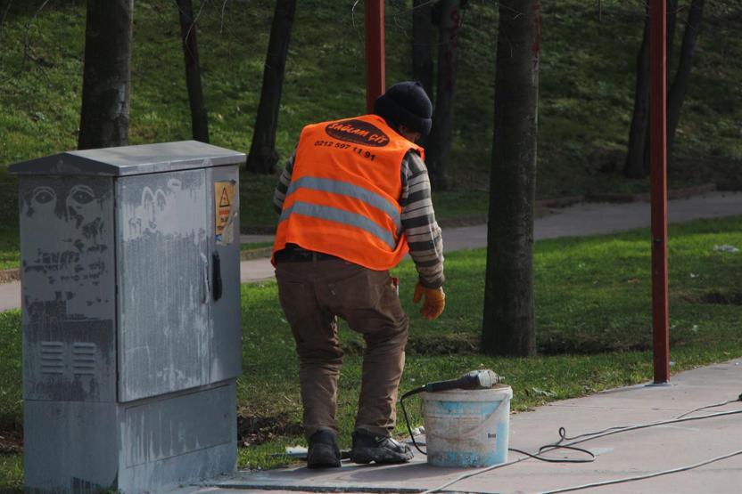 Maçka Parkının bir bölümü daha kapatıldı, ağaçlar işaretlendi