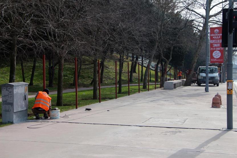 Maçka Parkının bir bölümü daha kapatıldı, ağaçlar işaretlendi