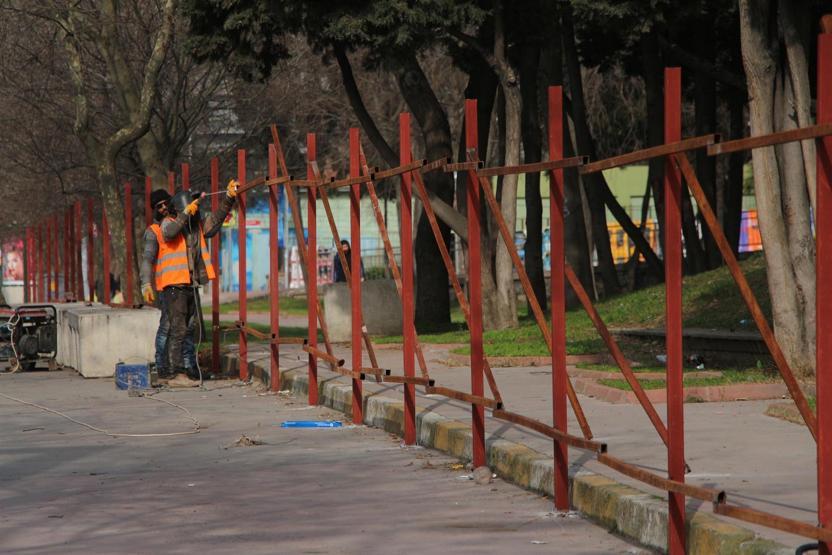 Maçka Parkının bir bölümü daha kapatıldı, ağaçlar işaretlendi