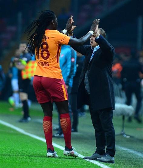Gomis gidiyor mu Fatih Terim açıkladı