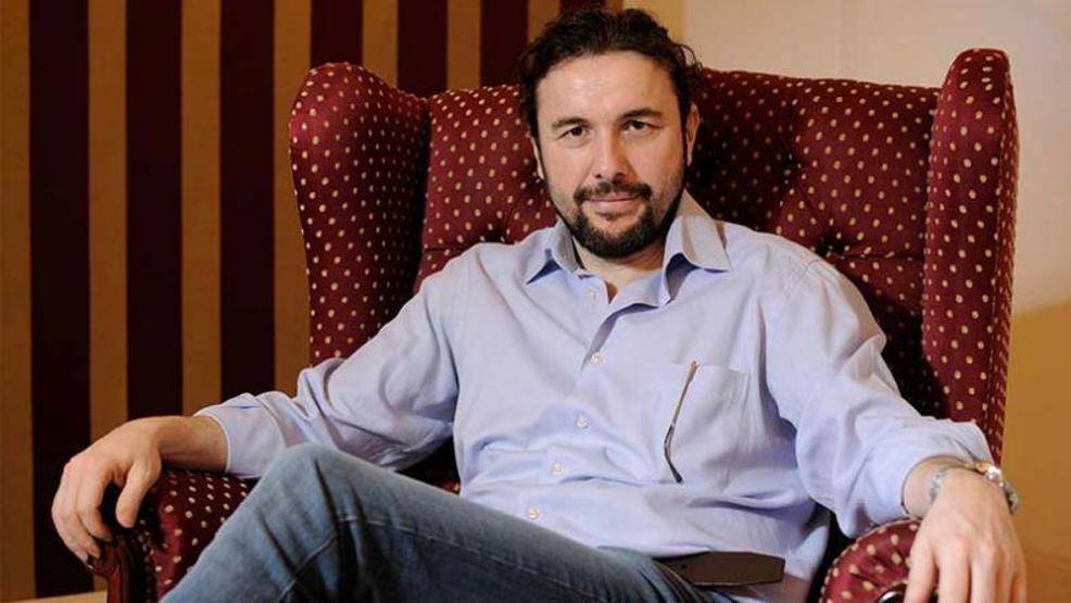 Bakan Çavuşoğlunun övgüyle bahsettiği o Türk oyuncu