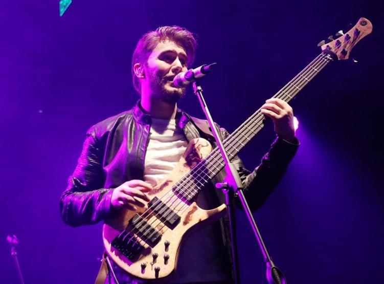 Mustafa Ceceli konserine İranlılar yoğun ilgi gösterdi