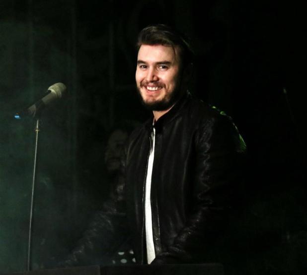 Mustafa Ceceli konserine İranlılar yoğun ilgi gösterdi