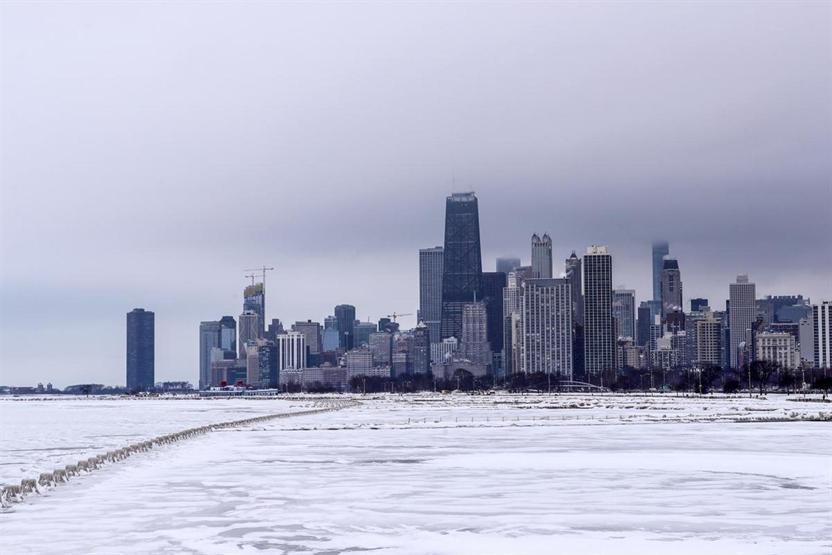 Chicagoyu vuran kar fırtınası etkili olmaya devam ediyor