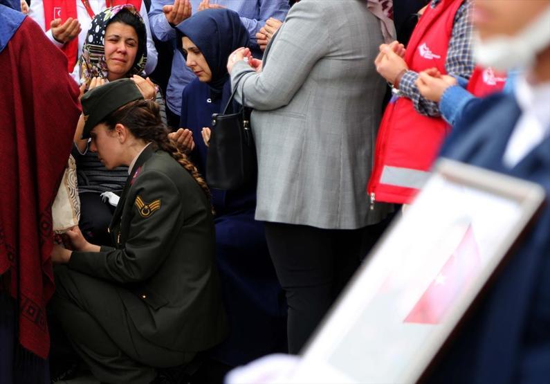 Türkiye Afrin şehitlerini uğurladı