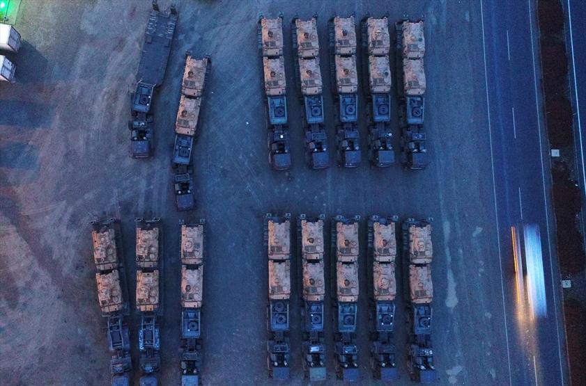 TSKdan Suriye sınırına tank ve zırhlı araç takviyesi