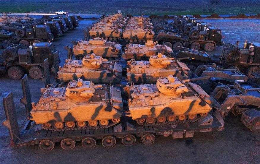 TSKdan Suriye sınırına tank ve zırhlı araç takviyesi