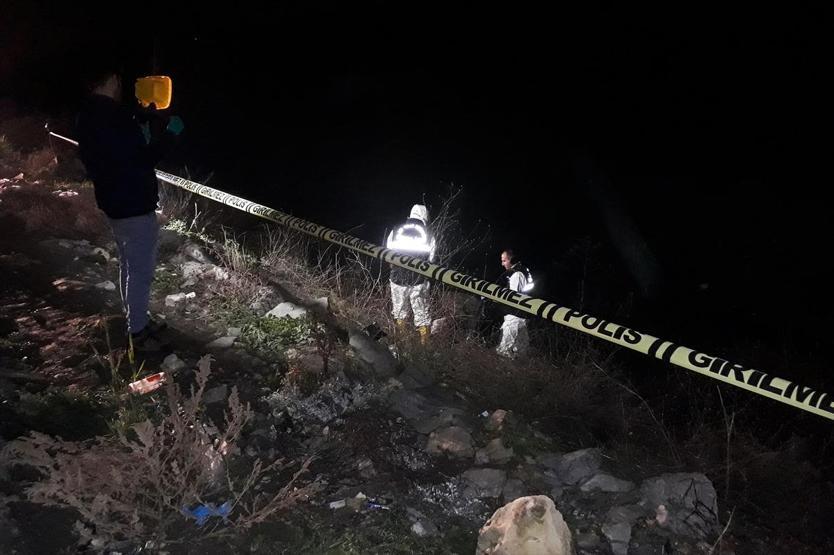Arnavutköy’de korkunç manzara: Ağızları bantlı 1i kadın 2 ceset bulundu