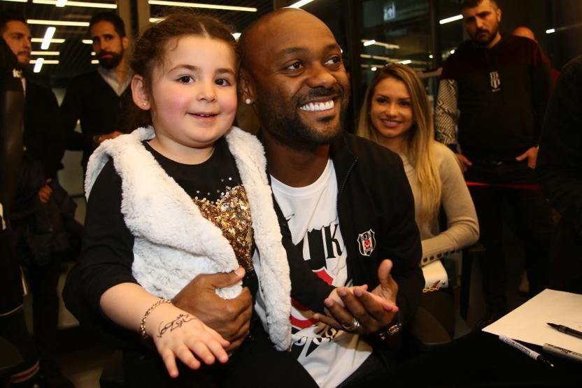 Aşk adamı Vagner Love