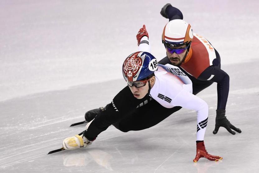 Kış Olimpiyatlarında kıskançlığın fotoğrafı çekildi