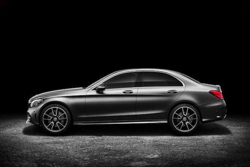 2019 Mercedes-Benz C-Class fotoğrafları