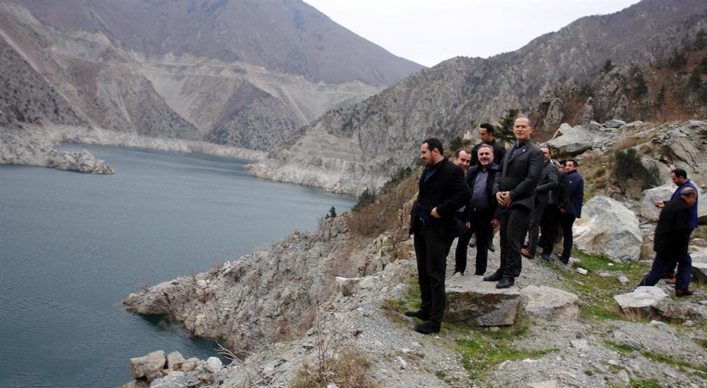 Artvin’de baraj suları çekildi, köy 5 yıl sonra ortaya çıktı