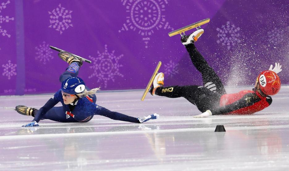 Kontrolünü kaybeden Britanyalı Elise Christie hastaneye kaldırıldı