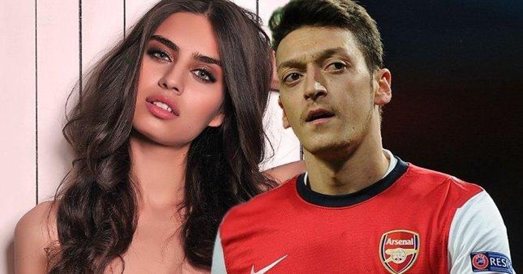 Amine Gülşeden Mesut için Galatasaray mesajı