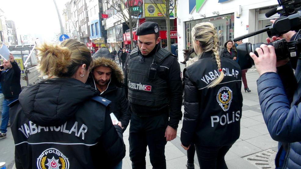 Zeytinburnunda 180 kişi gözaltına alındı