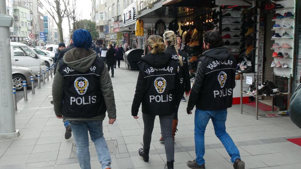 Zeytinburnunda 180 kişi gözaltına alındı
