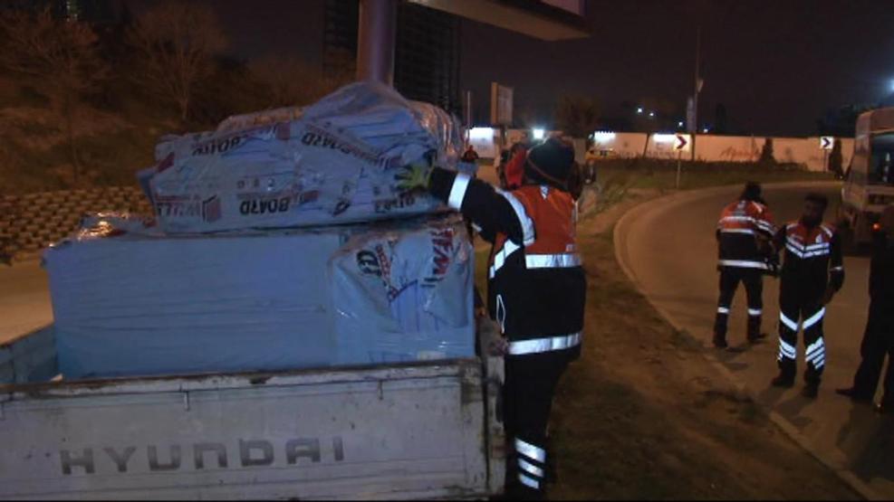 Çalıntı araçla polisten kaçarken kaza yaptılar
