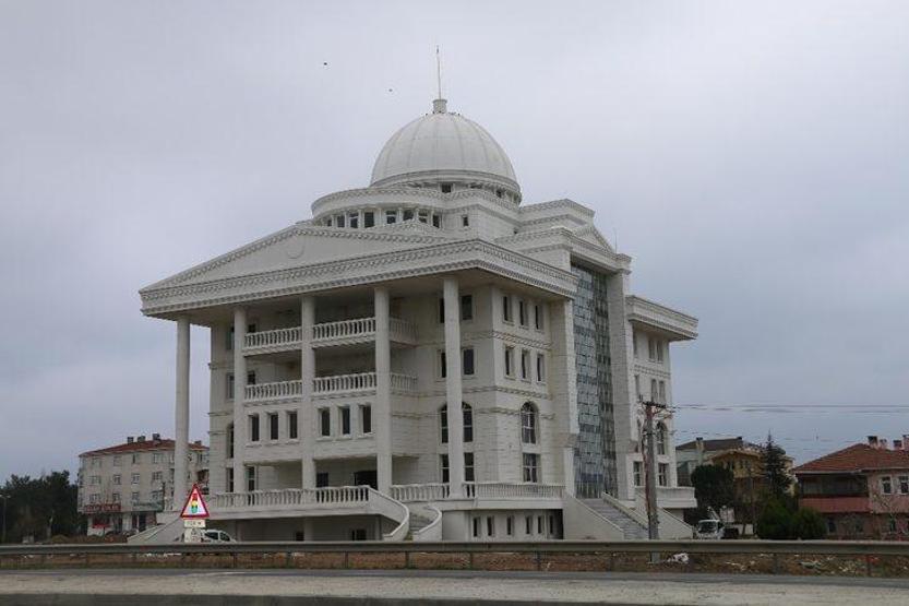 Marmara Ereğlisi Belediyesinden yeni binayla ilgili açıklama