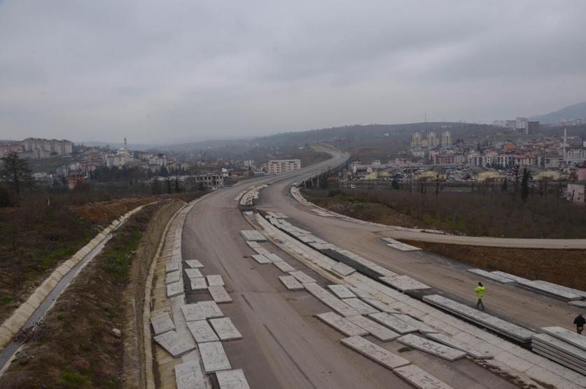 5 yıl önce başlayan 1 milyarlık projeye heyelan engeli