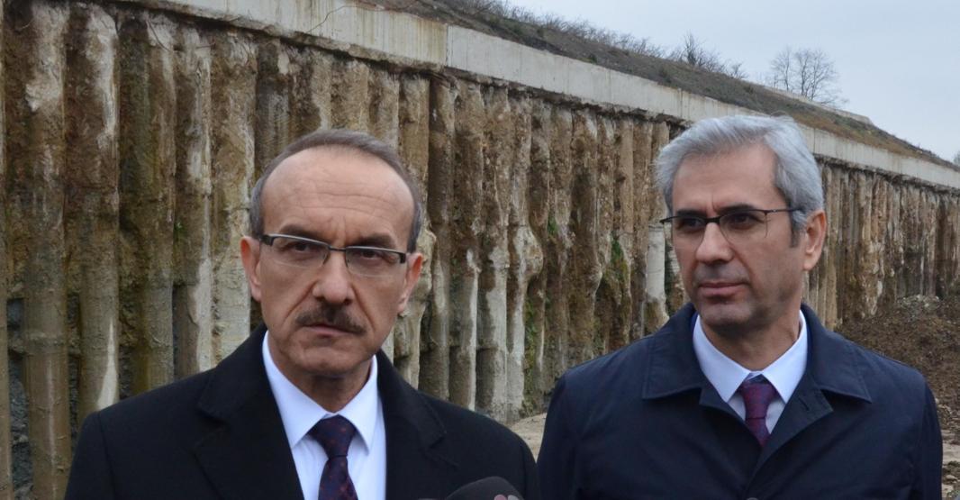 5 yıl önce başlayan 1 milyarlık projeye heyelan engeli