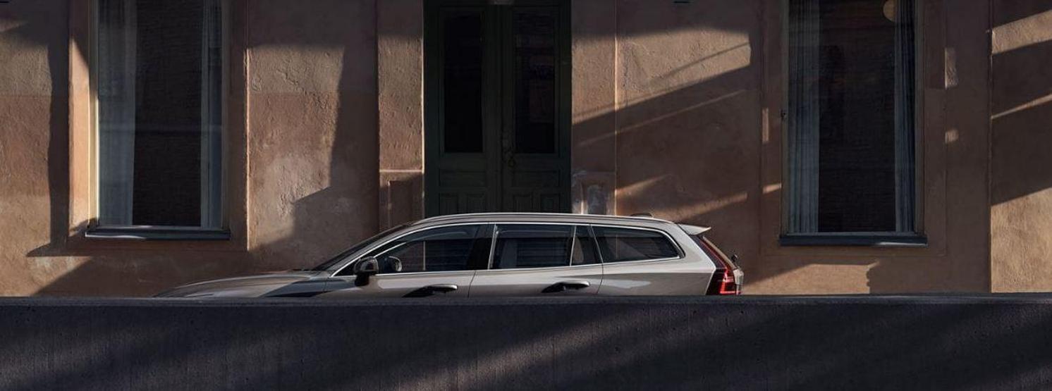 Yeni Volvo V60 station fotoğrafları