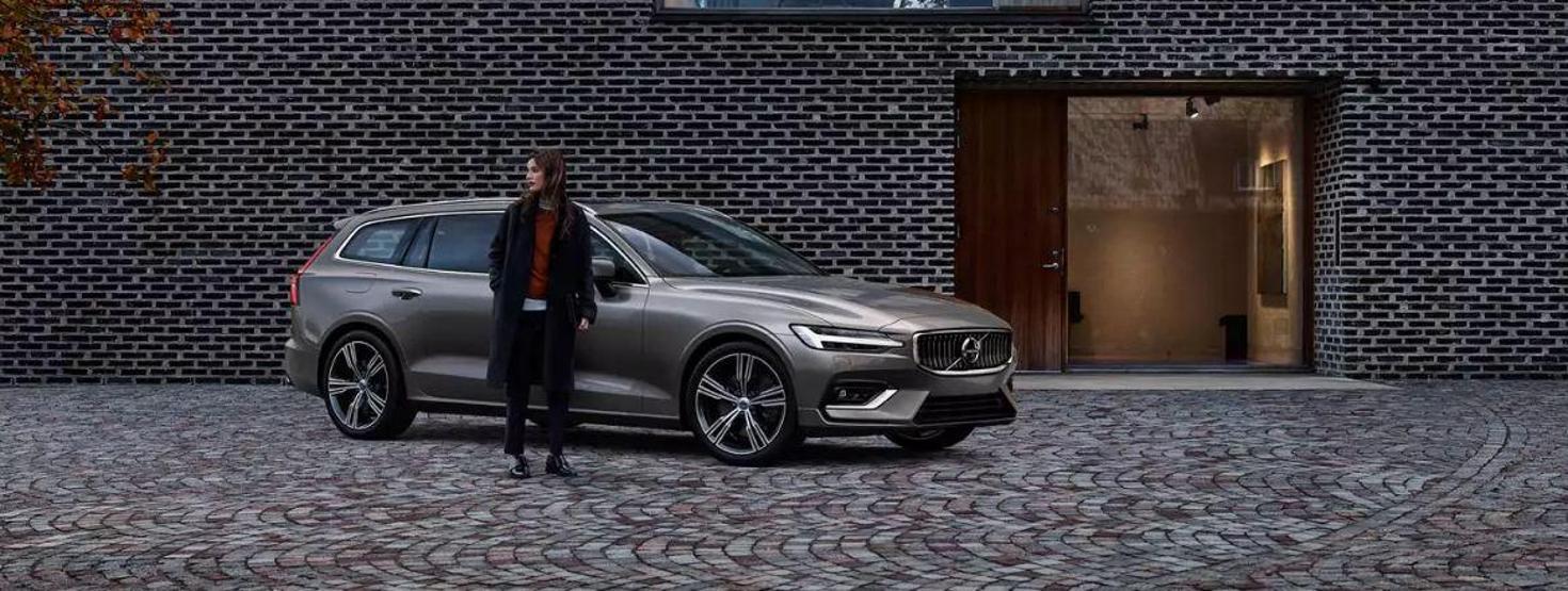 Yeni Volvo V60 station fotoğrafları